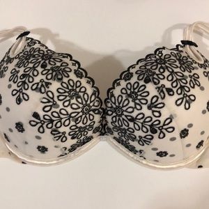 push up bra Victoria’a Secret no tag